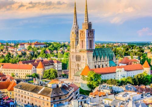 Aerial,View,On,Cathedral,In,Zagreb,City,,Capital,Town,Of